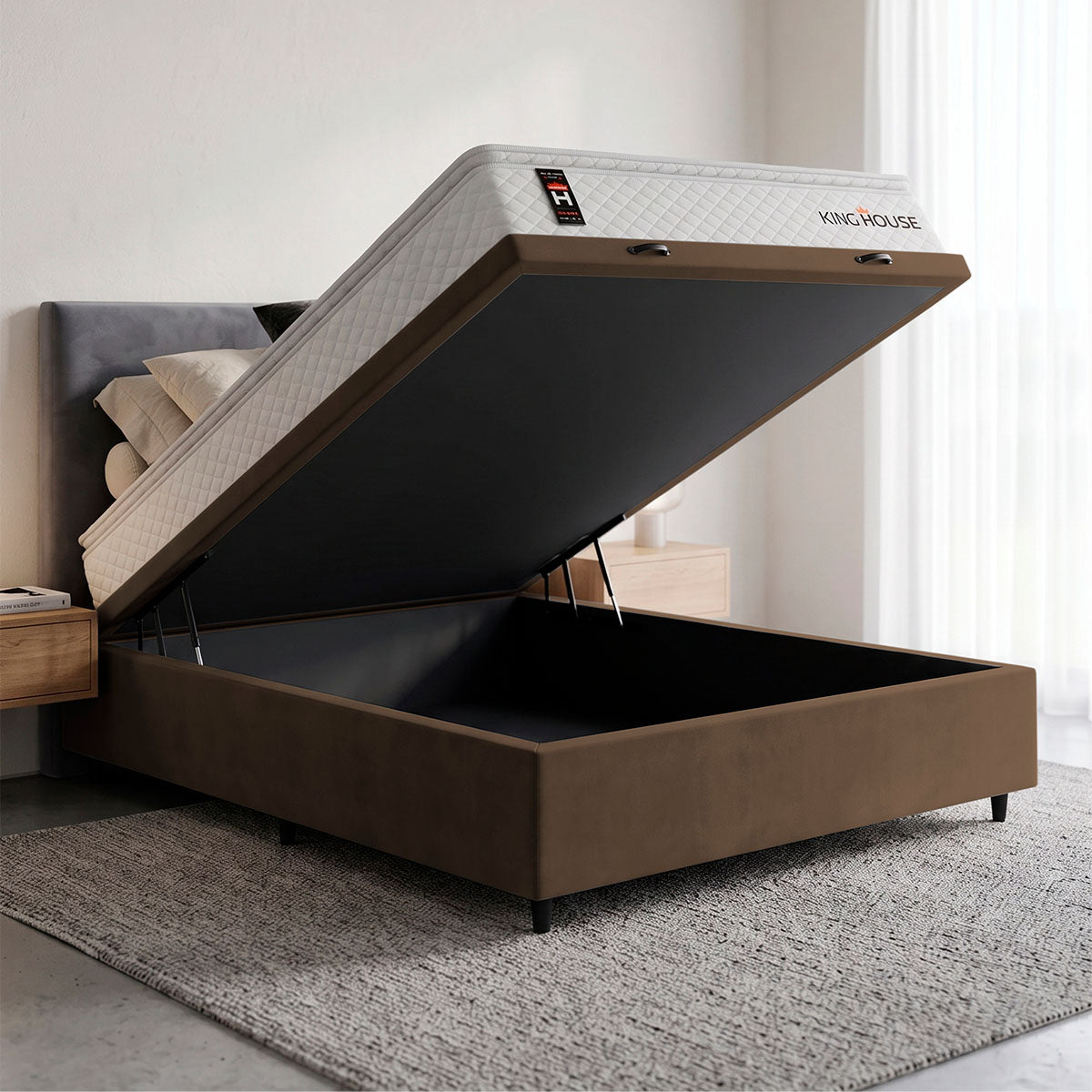 Cama Box Baú Branco e Marrom New Moon 138x188x73 c/ Molas Ensacadas Espuma D26 Suporta 110 kg