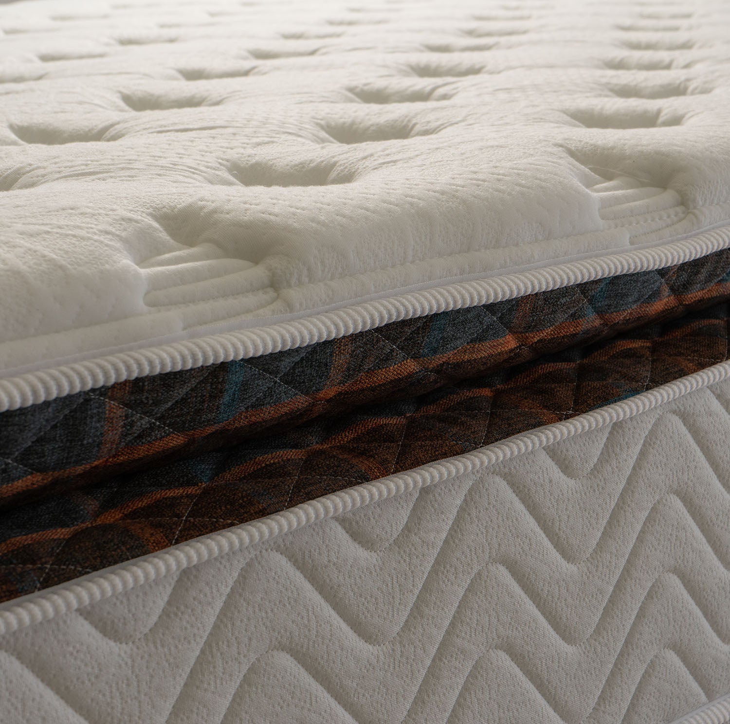 Cama Box Baú New York 138x188 c/ Molas Ensacadas King House