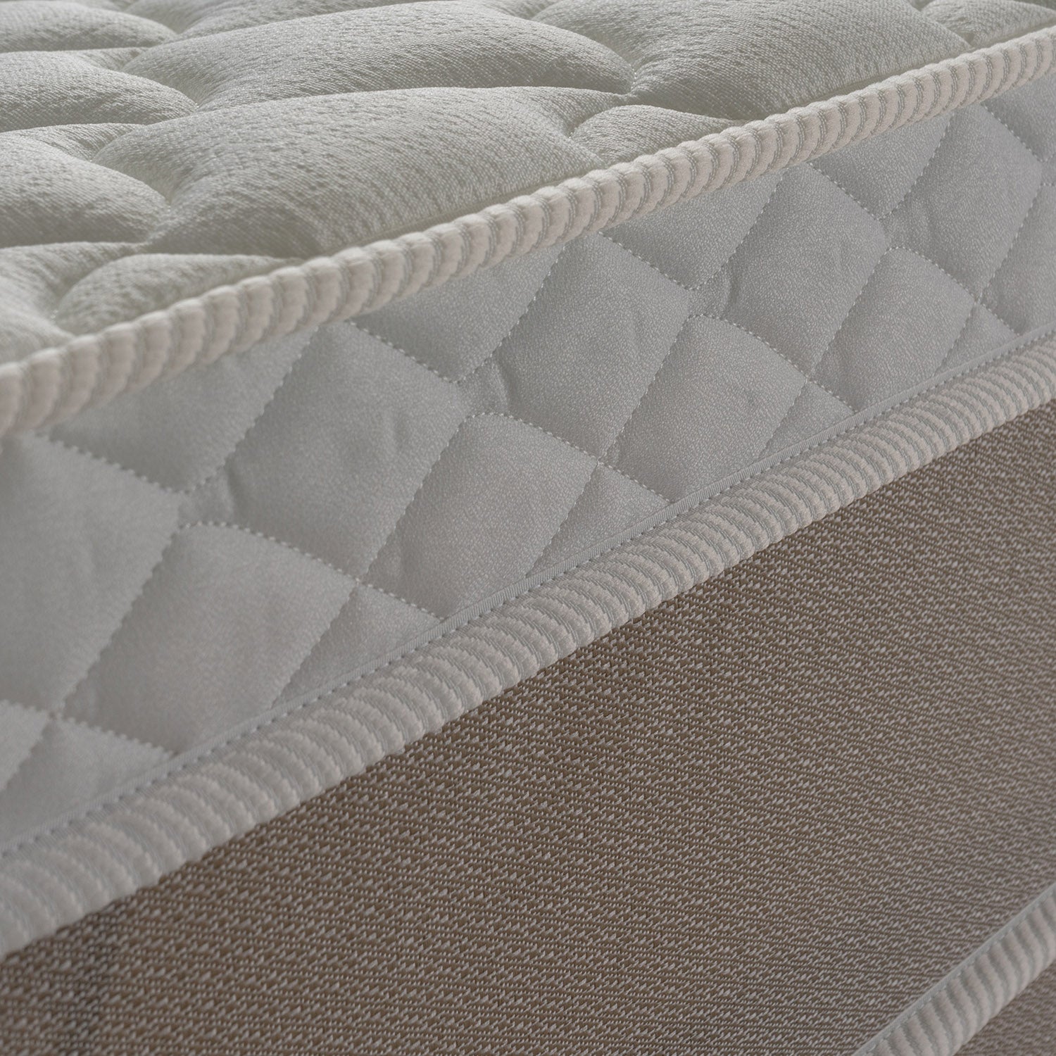 Cama Box Baú Sheffield 138x188 C/ Molas Ensacadas King House