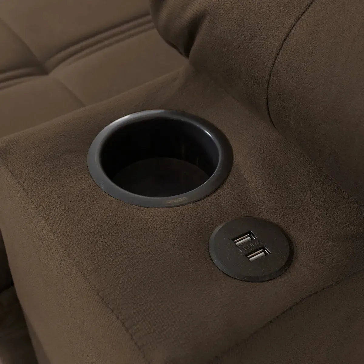 Sofá Retrátil Reclinável Verona USB e Porta Copo 2,30m Marrom